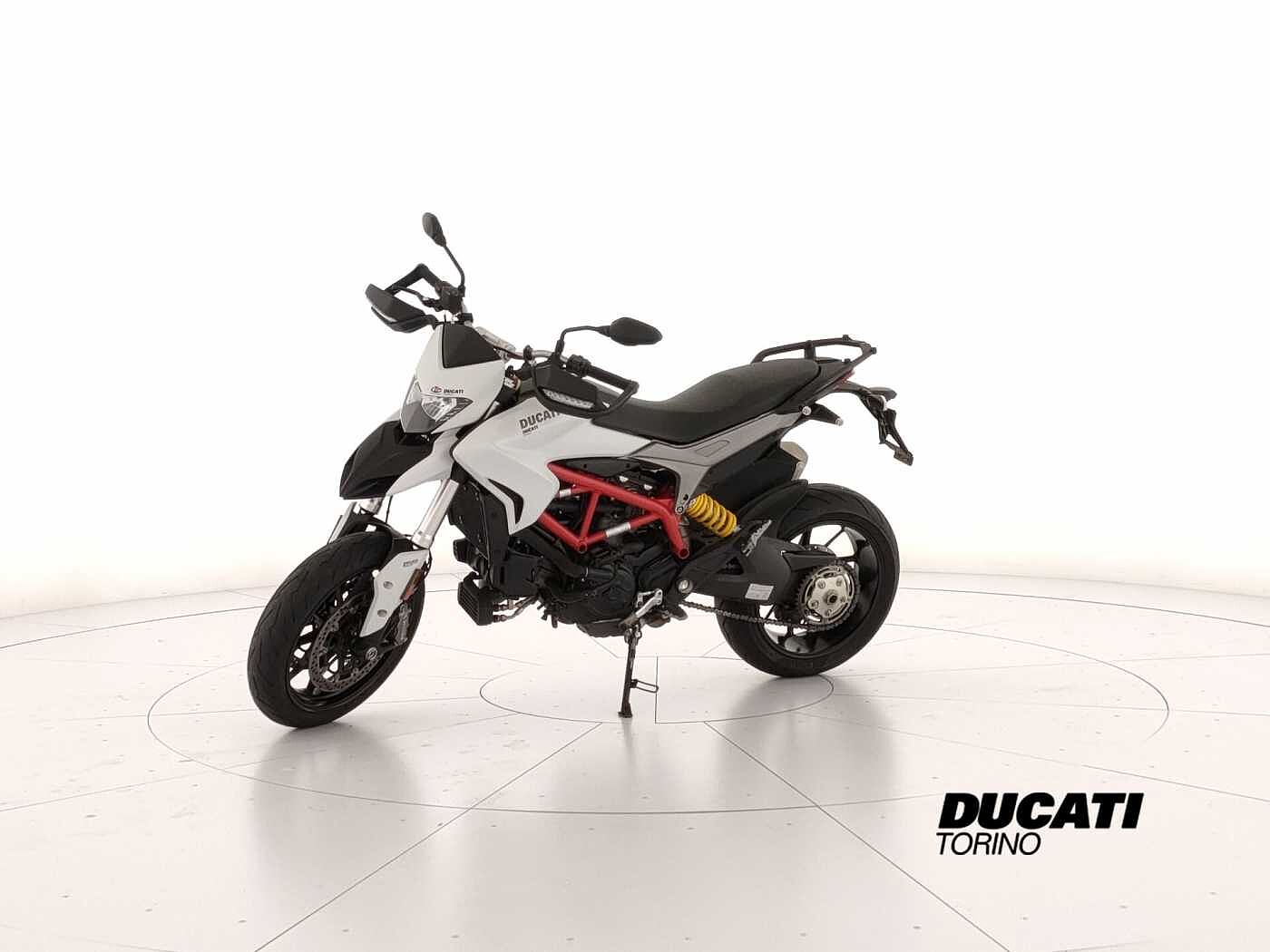 DUCATI hypermotard 939 