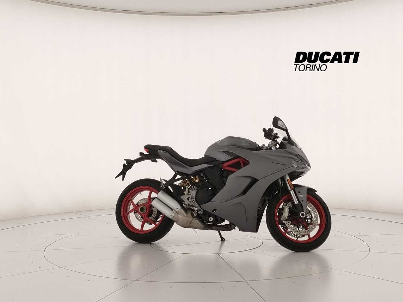 DUCATI SUPERSPORT 939 