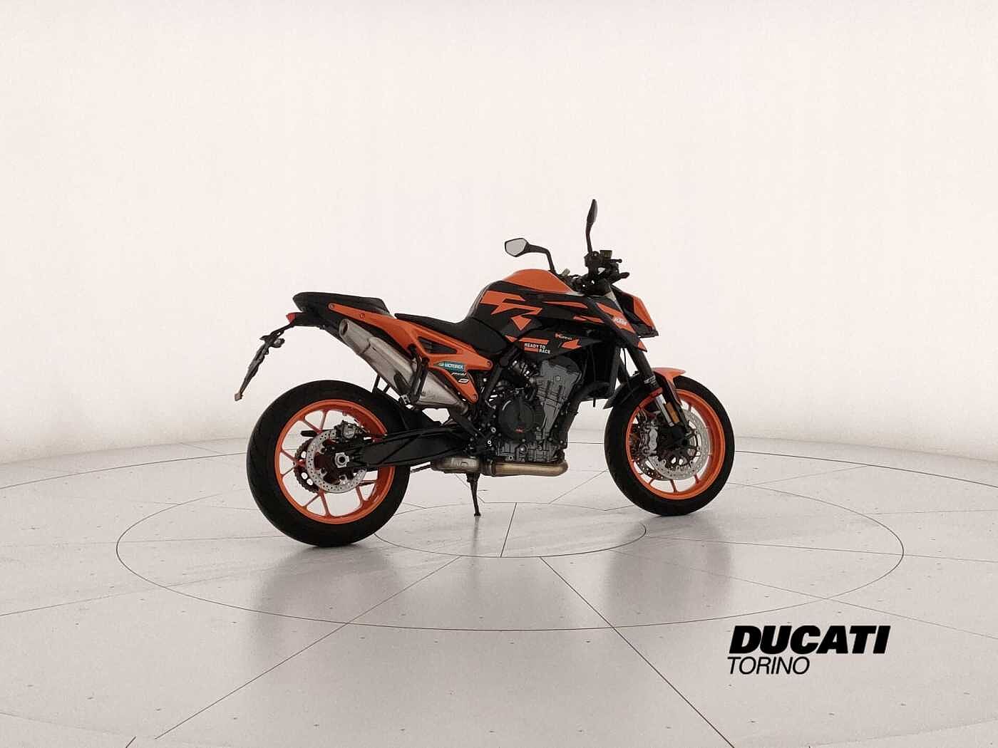 KTM 890 DUKE GP 