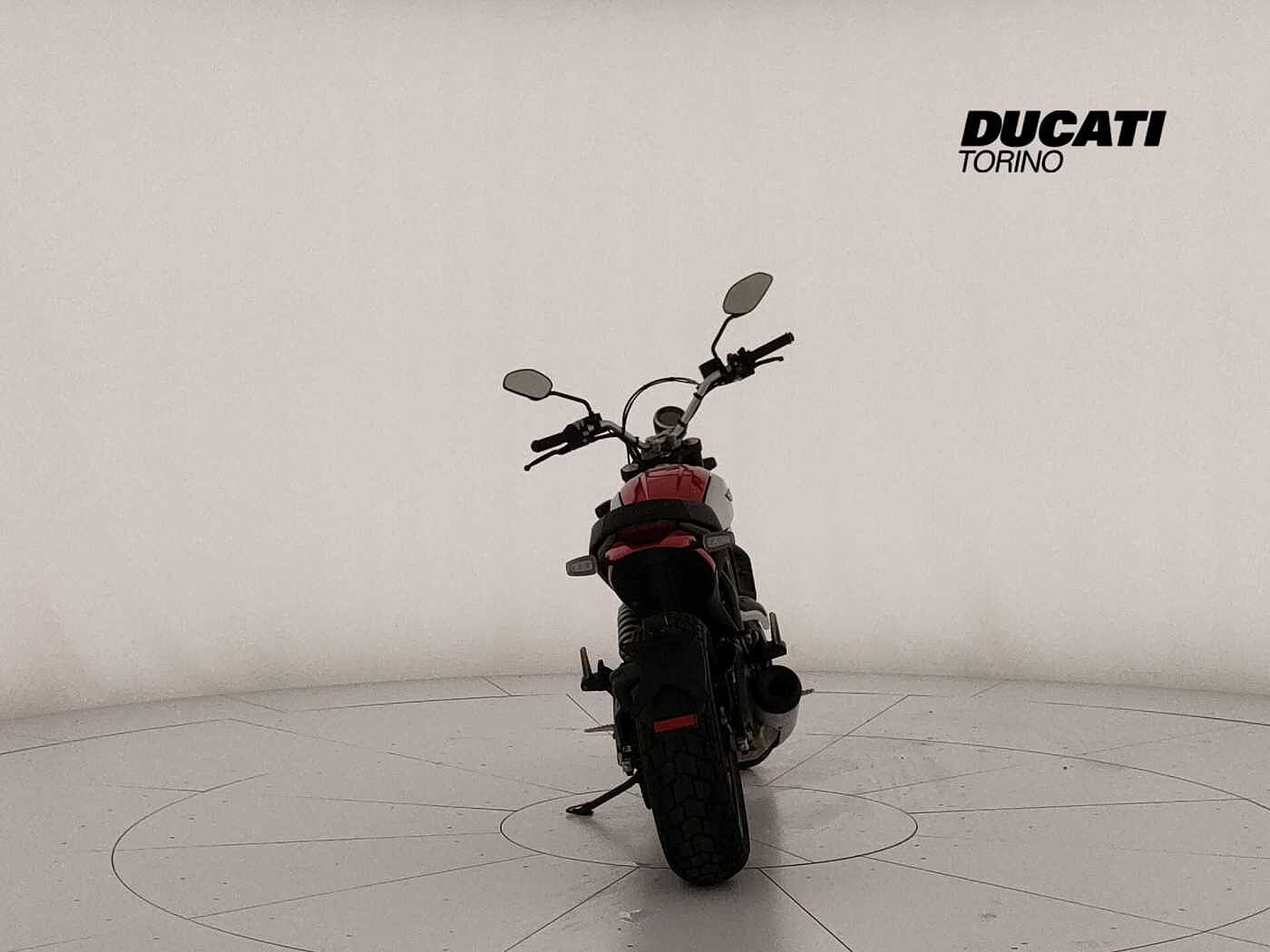 DUCATI SCRAMBLER ICON 