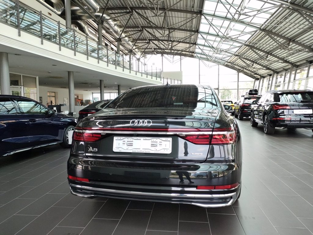 AUDI A8 60 3.0 tfsi e quattro tiptronic