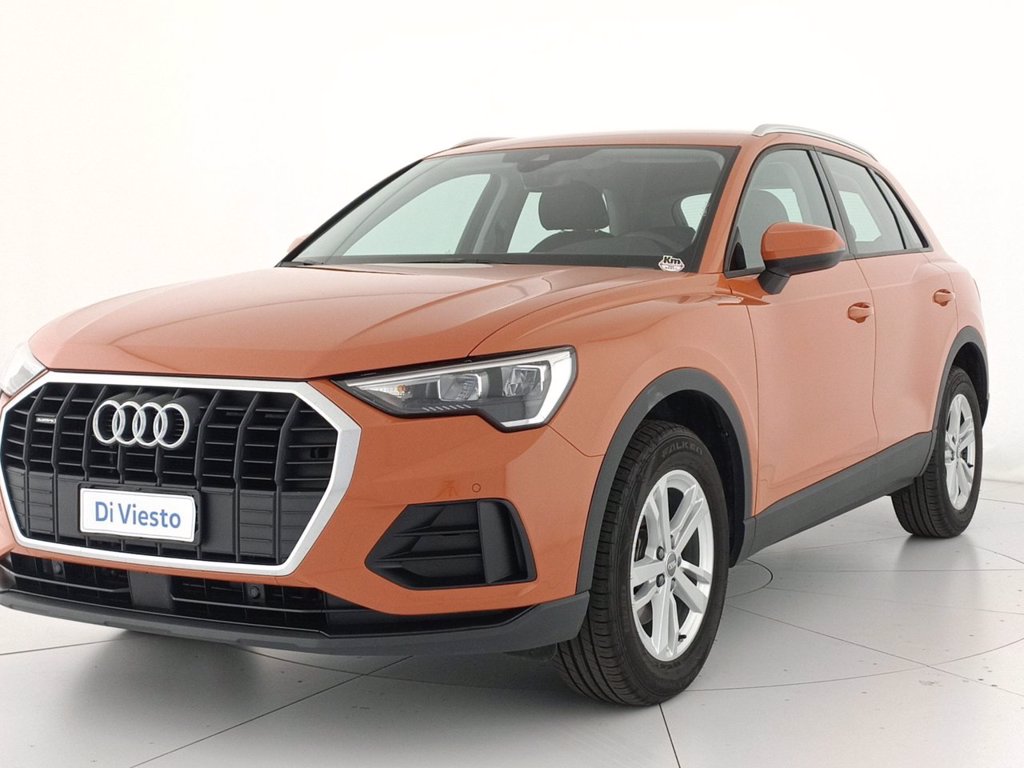 AUDI Q3 35 2.0 tdi business quattro