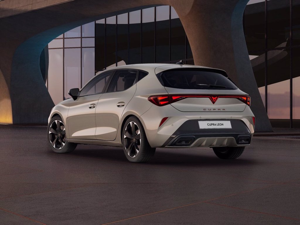 CUPRA Leon 1.5 hybrid 150cv dsg