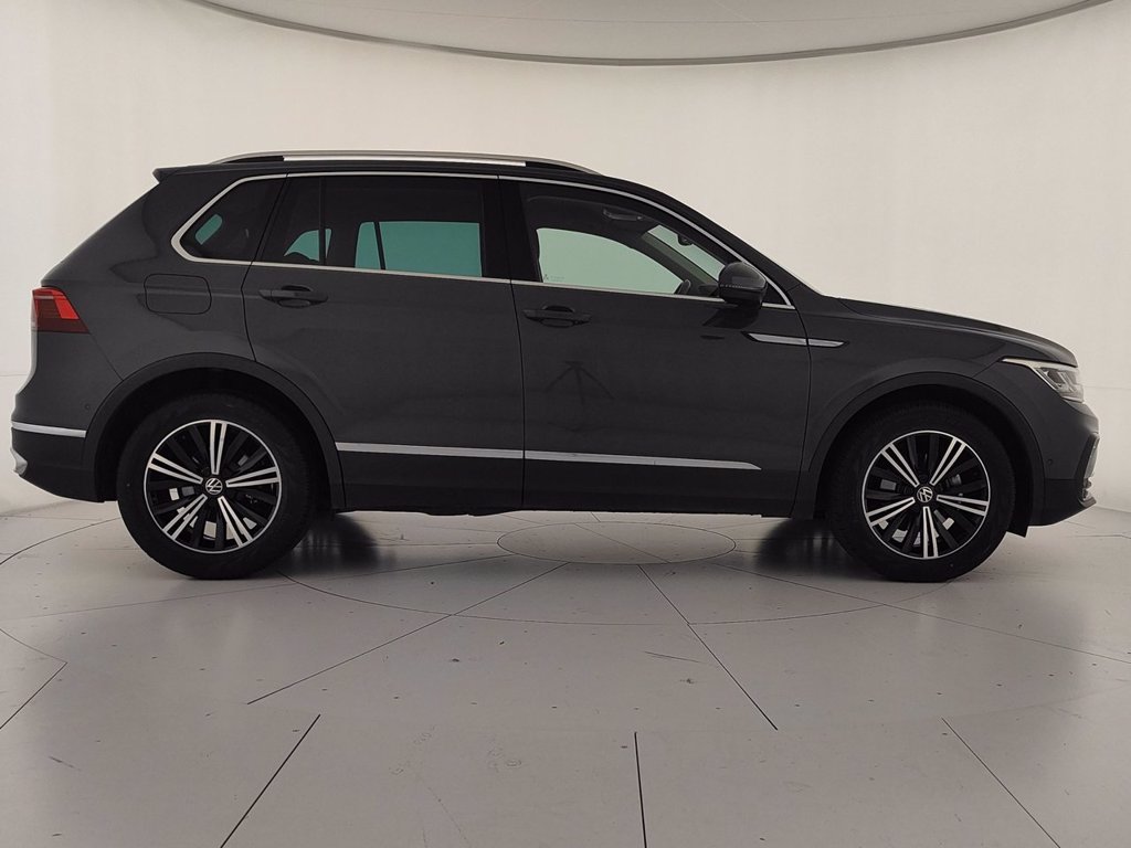 VOLKSWAGEN Tiguan 2.0 tdi elegance 150cv dsg