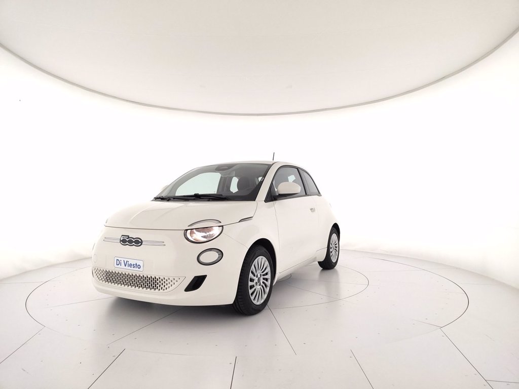 FIAT 500e 23,65 kwh action