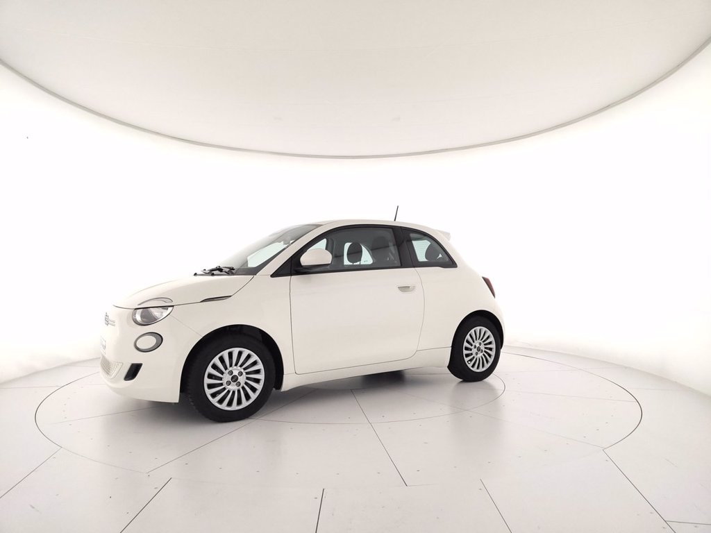 FIAT 500e 23,65 kwh action