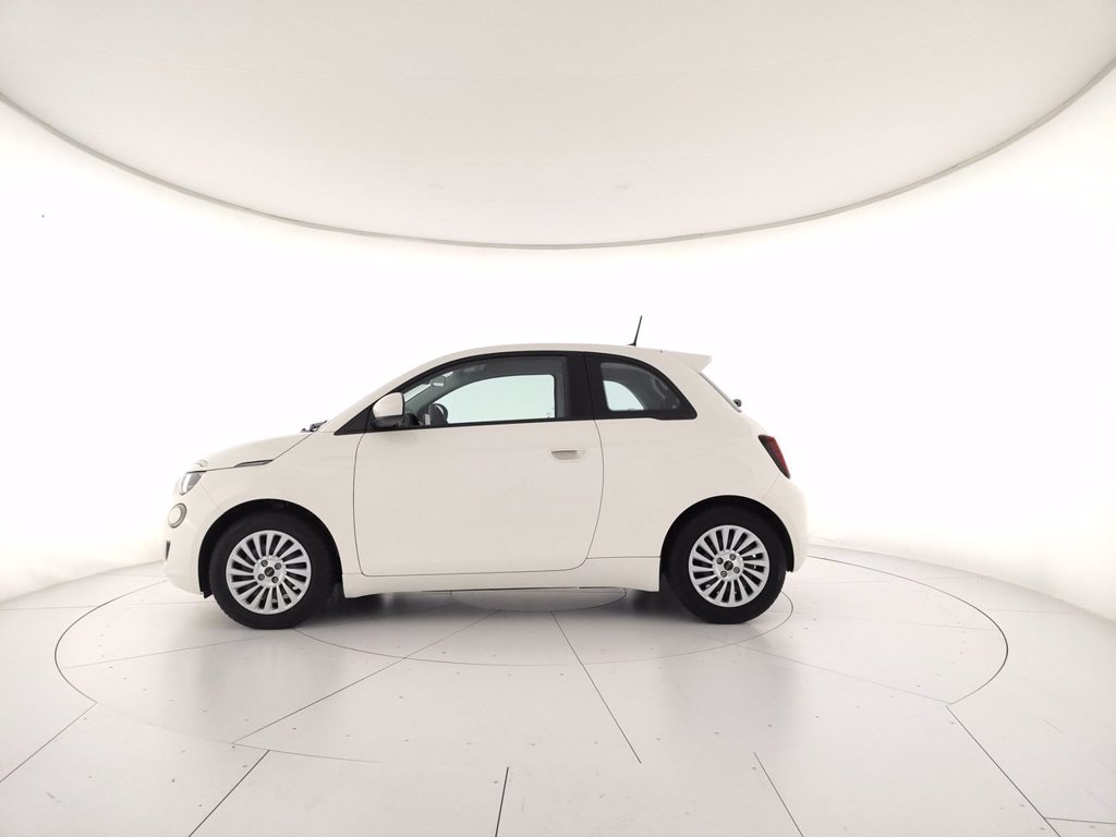 FIAT 500e 23,65 kwh action