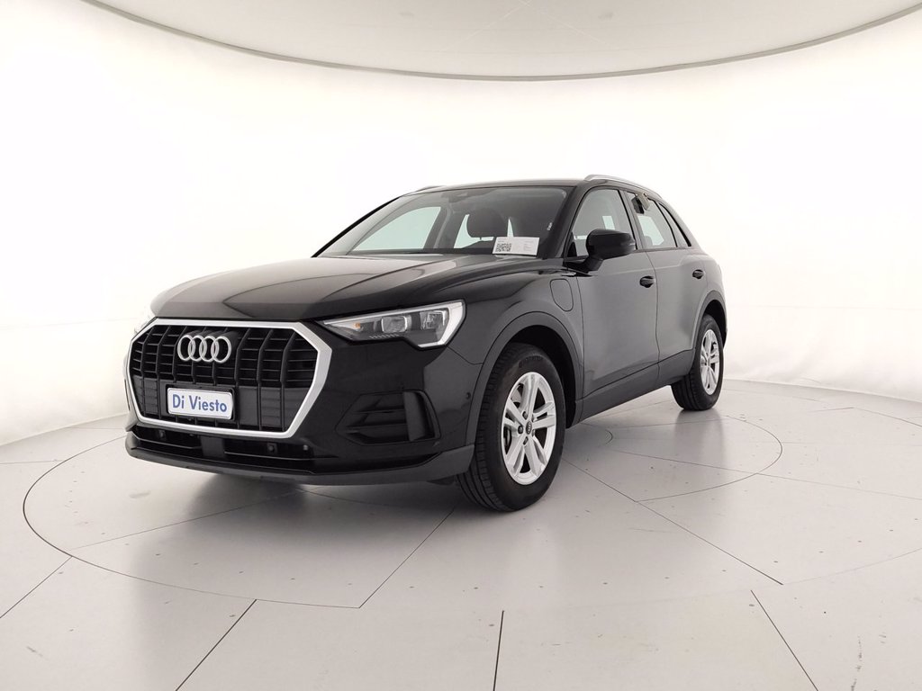 AUDI Q3 45 1.4 tfsi e business s-tronic