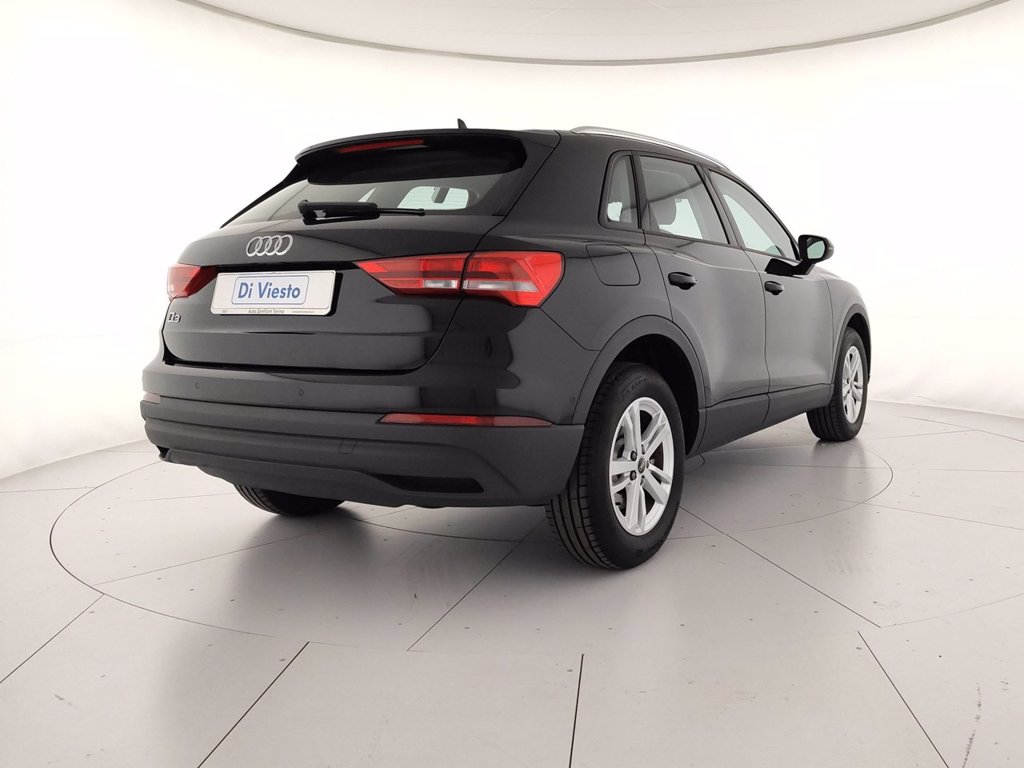 AUDI Q3 45 1.4 tfsi e business s-tronic