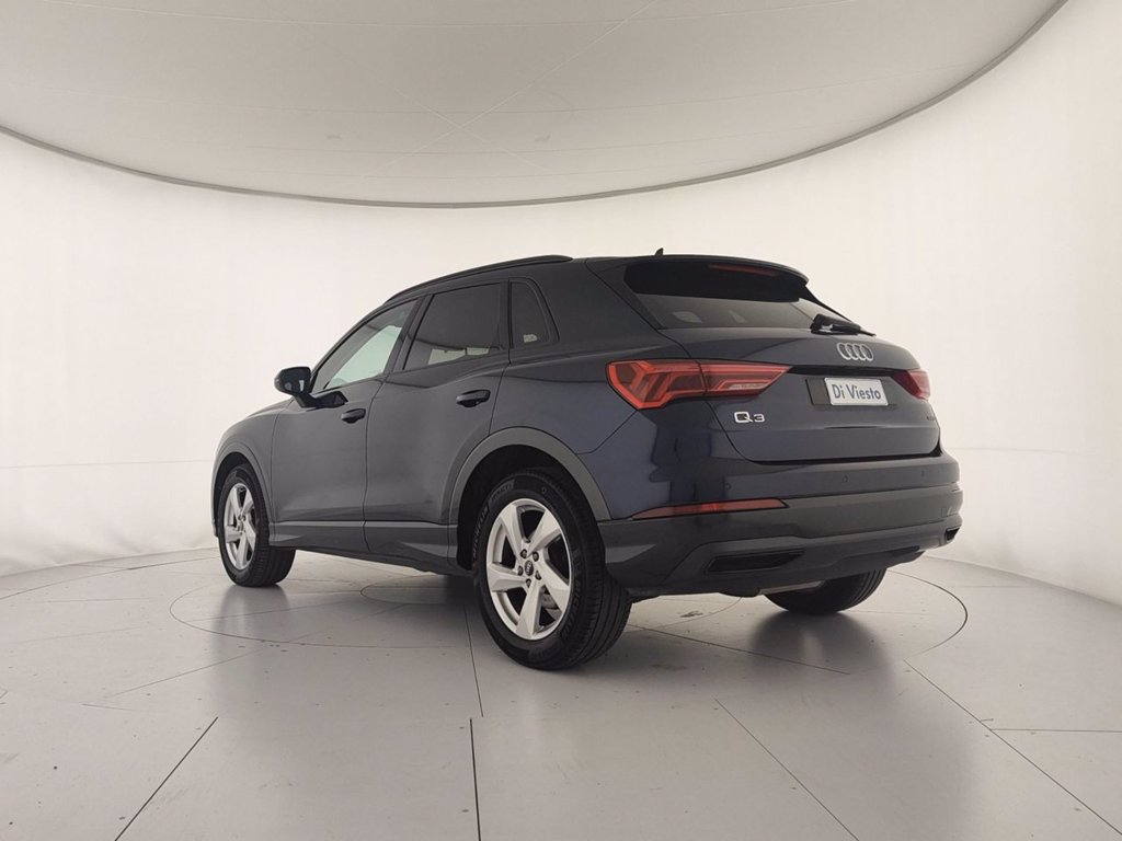 AUDI Q3 35 2.0 tdi business advanced quattro s-tronic